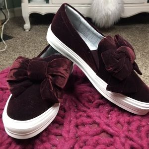 Nine West Velvet Sneaker